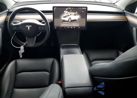 2023 Tesla Model Y z USA, uszkodzony, nr VIN 7SAYGDEE6PA138311